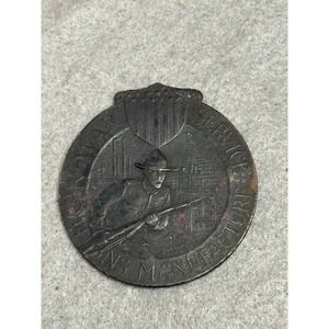 ANTIQUE WINCHESTER WW I WAR SERVICE MUNITIONS MANUFACTURE BADGE